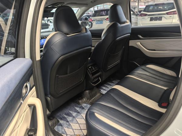 Looking for a Popular Used Car Check Out the 2022 Geely Xingyue L 1.5T Leishen Hi・F Hybrid Super Xun 5-Door 5-Seater SUV