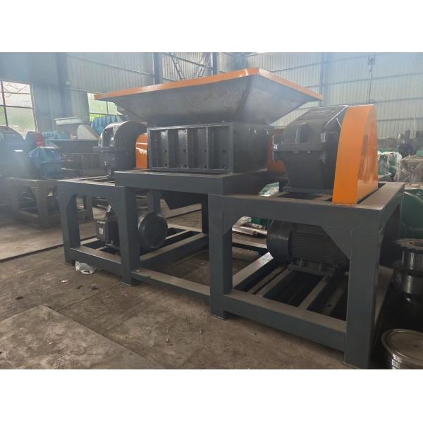 Trituradora dual 1500kg/H del eje del motor 2*22kw del modelo 800 para las chatarras