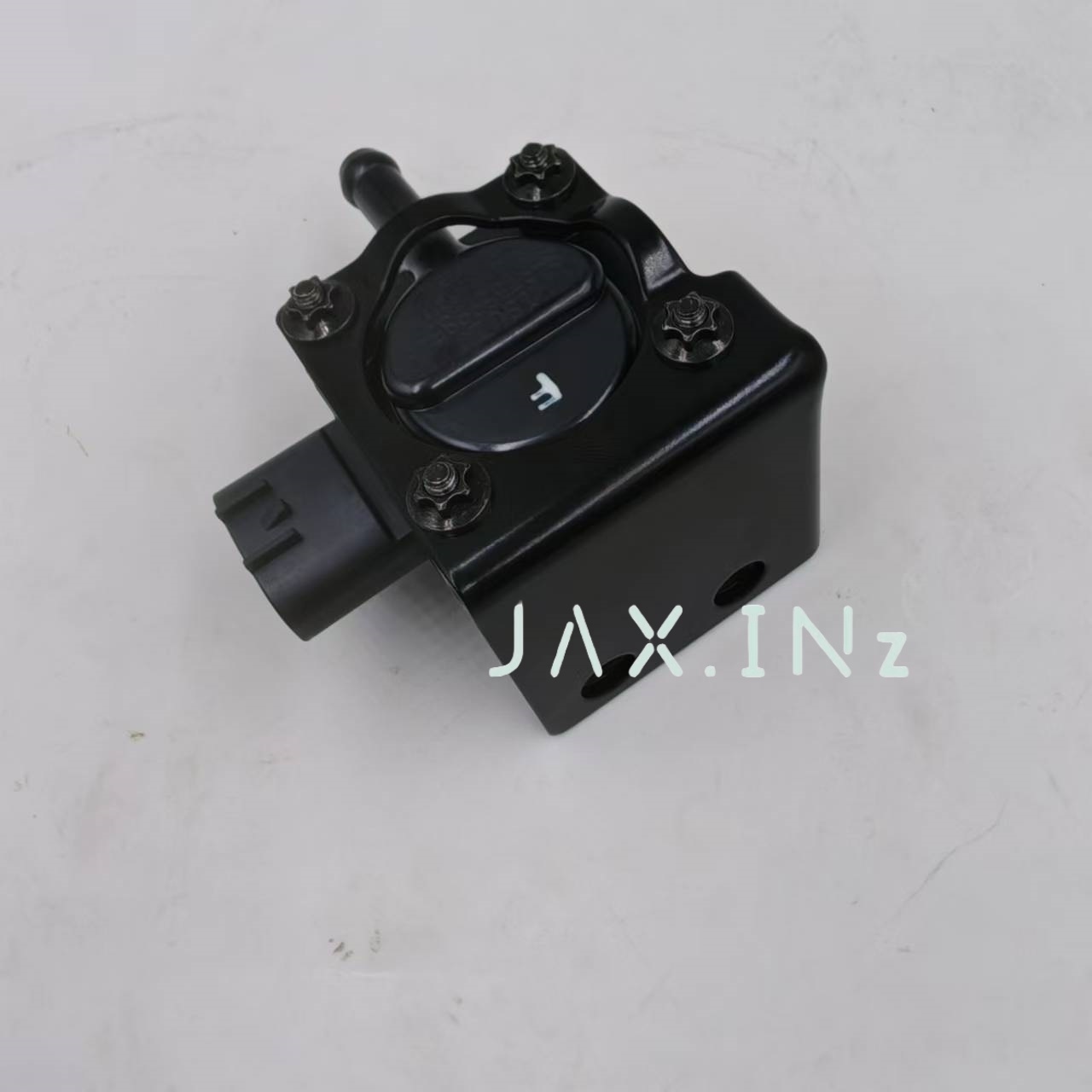 8-97359985-2 Isuzu CVR / FRD / NPR Engine DPF Differential Pressure Sensor