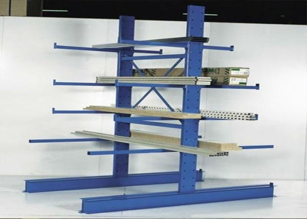 Le double industriel dégrossit support en porte-à-faux de bras de supports de stockage pour de longs objets 500~1500 kilogrammes