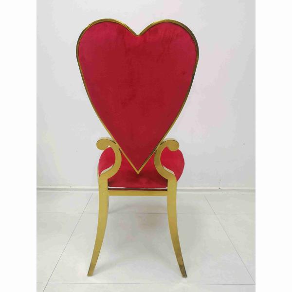 A cadeira vermelha do banquete do casamento do coração do pôquer cobre a mobília da sala de jantar do coxim de veludo