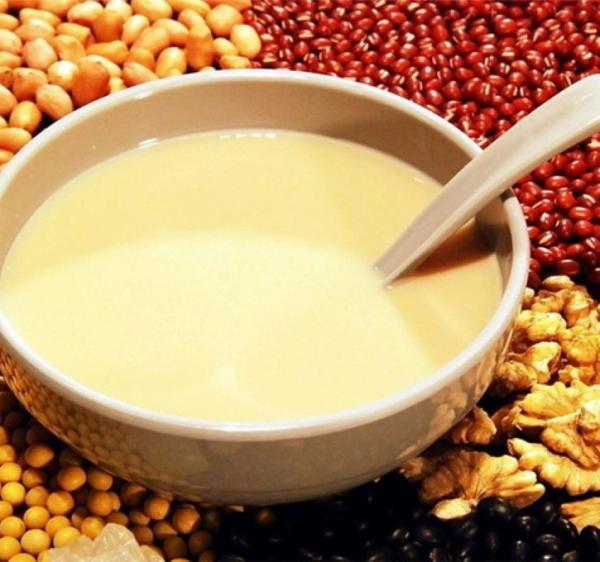 67784-82-1 Bakery Emulsifiers Polyglycerol Esters Of Fatty Acids PGE E475 Yellowish Powder