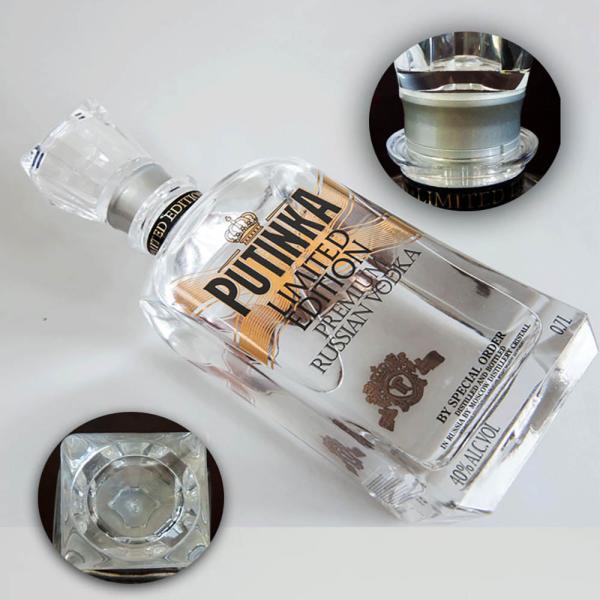 a folha dourada da garrafa de vidro do licor de 900g Putika decorou o tampão de Arcylic