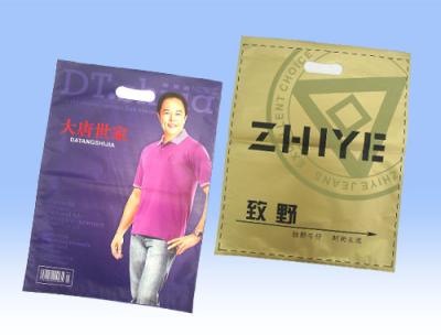 Retail Large Sealable Plastic T Shirt Bags , Recycled Disposable Garment Bags