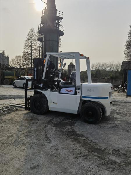 Powerful Diesel Engine 5 Ton TCM 3stage 4.5m FD100 DF50 FD70 Used Forklift in Japan