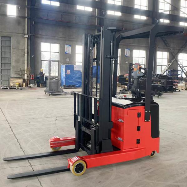 Red CQD15A-30 Walkie Stacker With Reach 1500kg Battery Reach Truck