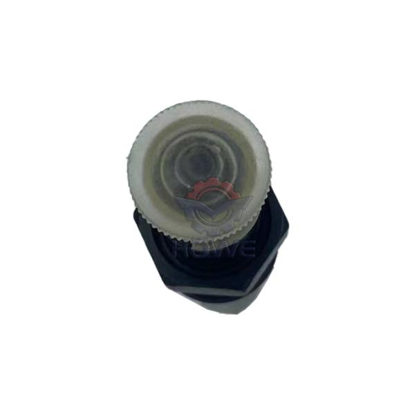 S6D102 Injetor de combustível para motor 6738-11-3090 6732-11-3320 para PC200-7 PC220-7 Peças de escavadeira