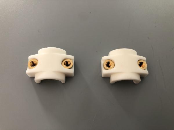 Customized Wear Resistant Alumina Ceramic  Heat Resistant  Notched Ceramic Eyelet