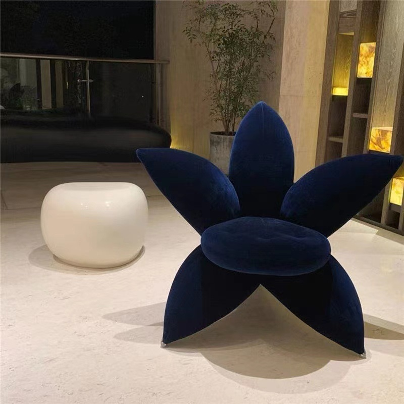 Modern Lily Flower Accent Chair Creative Petal Lazy Sofa for Small Spaces for Bedroom or Apartment