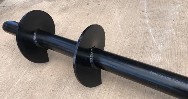 Piles à vis hélicoïdales pour système solaire