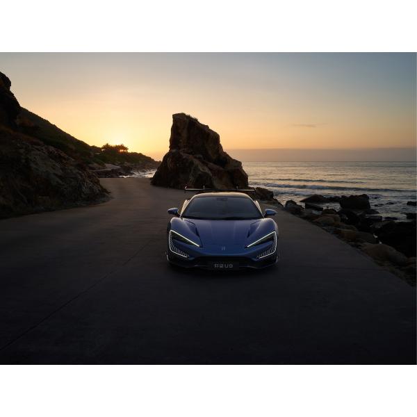 Byd Yangwang U9 2024 Стандартный роскошный Awd Четырехмоторный спортивный автомобиль Чистый электрический 1306 л.с.