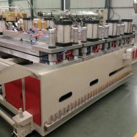 80/156 Machine de fabrication automatique de carton en mousse de PVC à vis