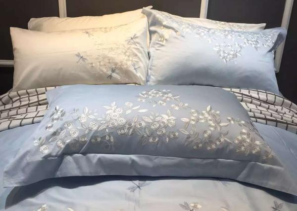 Embroidered Modern Bedding Sets 4Pcs Logo Customized With Different Size