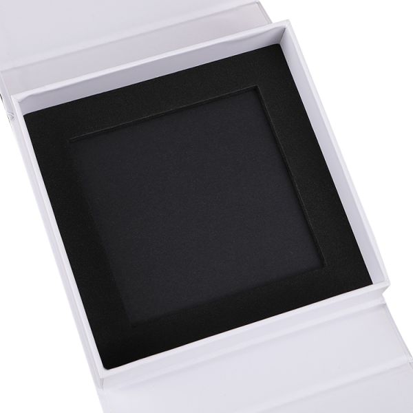 Customized Magnetic Flip Top Box Luxury Special Paper Double Door With Lining