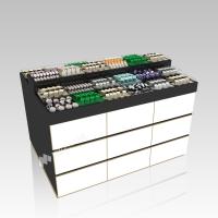 Estante de exhibición personalizado para tienda minorista para muestras y cuidado de la piel - Unidad de isla para diseño de tienda de belleza
