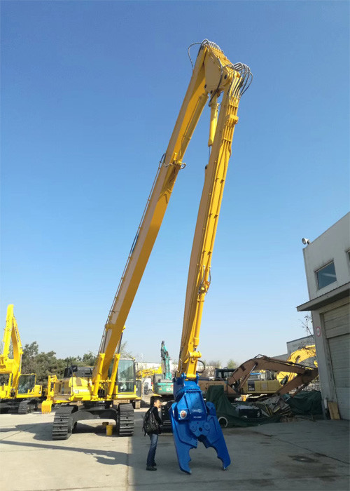 High Reach Arm Demolition with Lubriion Holes for Professional Demolition Projects