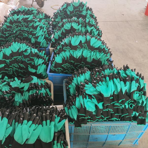 Claws ABS Plastic Outdoor Rubber Gloves Latex Digging Planting Waterproof