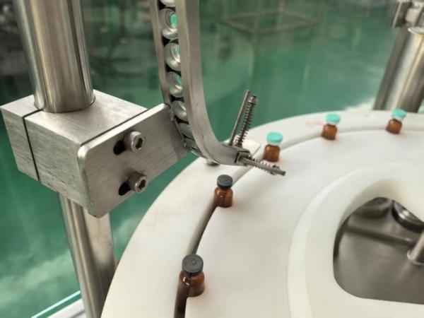 Pharmaceutical Powder Filling Machine For 10ml Vials GMP Compliant Precision Dosing With Infrared Contamination Detection