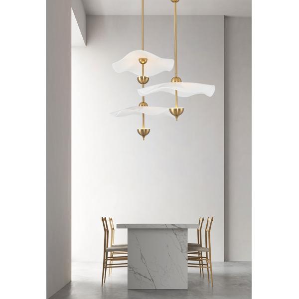 Современная простая нордическая творческая лампа лотоса Адвокатуры лестницы комнаты прожития света шкентеля золота