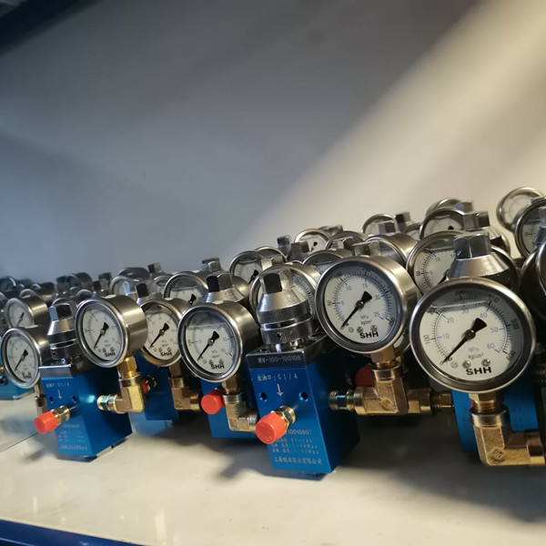 CE Material Pressure Regulators With Piston Grease Pump Pressure Rlief Valve