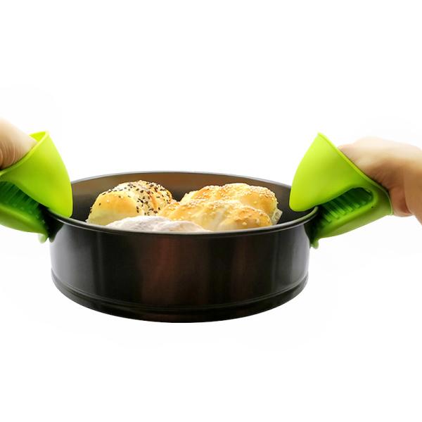 Amzon Hot Sell 10 pcs Silicone Various Combination Kitchen Pot Accessories Set Inculde Non-Stick Cake Pan, Egg Bites Molds, etc