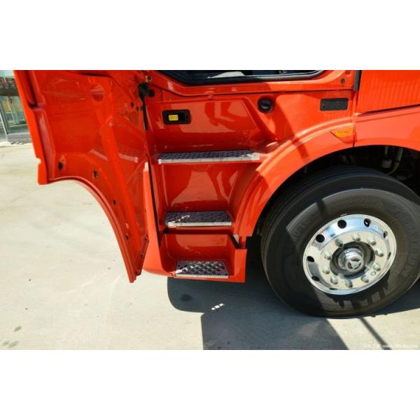 360° Rear Camera Equipped National Heavy Duty Truck HOWO TH7 480hp 6X4 Tractor Trucks