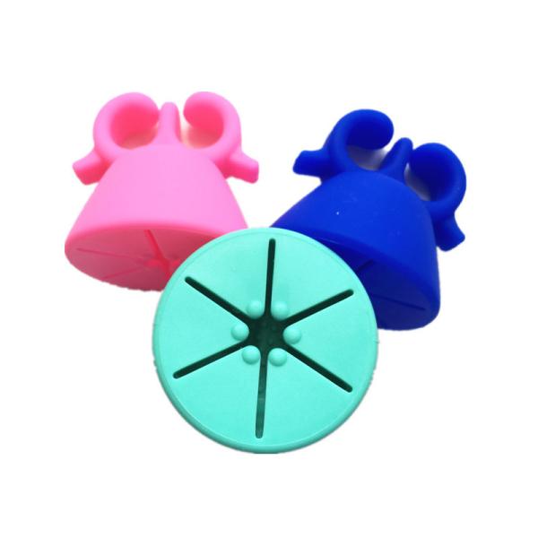 Nail oil  bottle with silicone holder for finger divider 5.5*5.2cm silicone logo customized