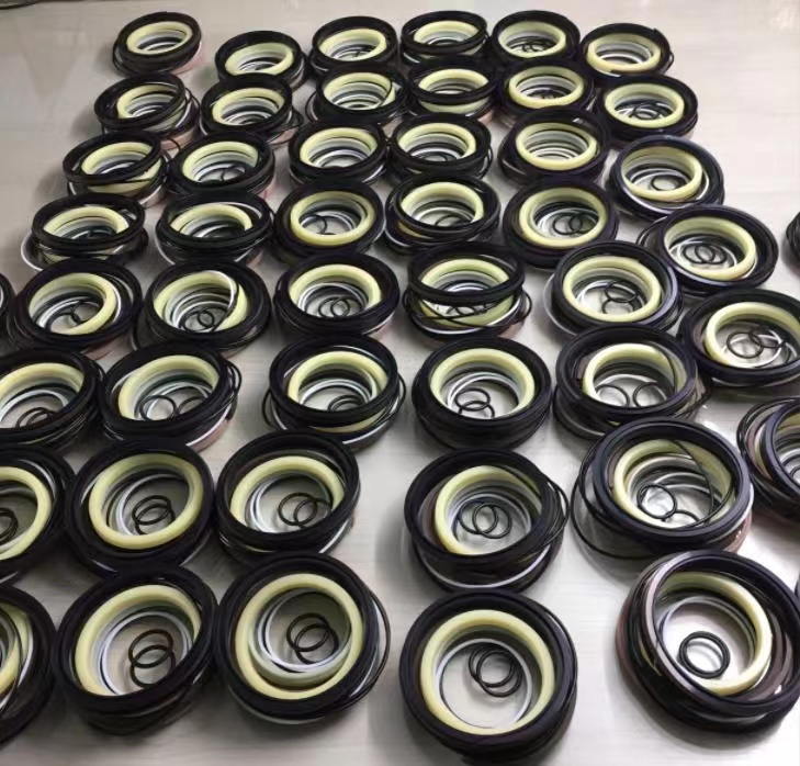 KOBELCO SK120-5 Boom Cylinder Seal Kit SK200-2 SK200-3 SK200-5 SK200-6 SK200-6E SK200-7 SK200-8 SK210-6E SK210-8 SK230-6 SK230-6E SK220-3 SK220-6 SK250-8 SK300-3 SK300-6