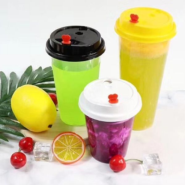 чашка впрыски 500ml PP устранимая выпивая с напечатанным логотипом