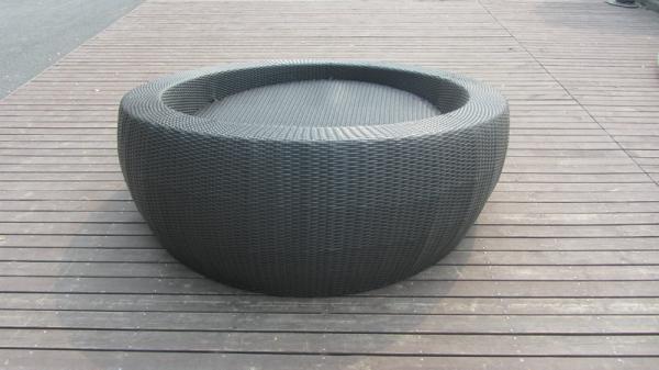 Home / Office Leisure Outdoor Rattan Daybed With White Cushion