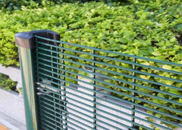 Durable 358 Anti Climb Mesh Fence Welded Mesh Panel 4 Mm Wire Clear View Finish
