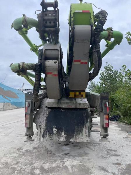 A 63-meter concrete pump truck of Zoomlion Heavy Industry installed with Mercedes-Benz chassis for sale in 2019