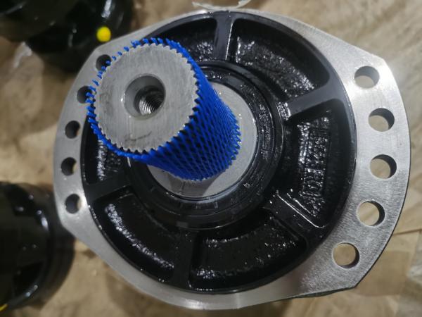Automatic Cast Iron Hydraulic Piston Motor MCR03 Customized Color