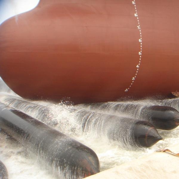 Bolsa a ar de lançamento de borracha natural do navio com camadas diferentes do cabo