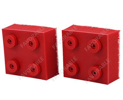 O nylon vermelho eriça-se em volta do pé apropriado para o cortador do automóvel de VT5000 VT7000