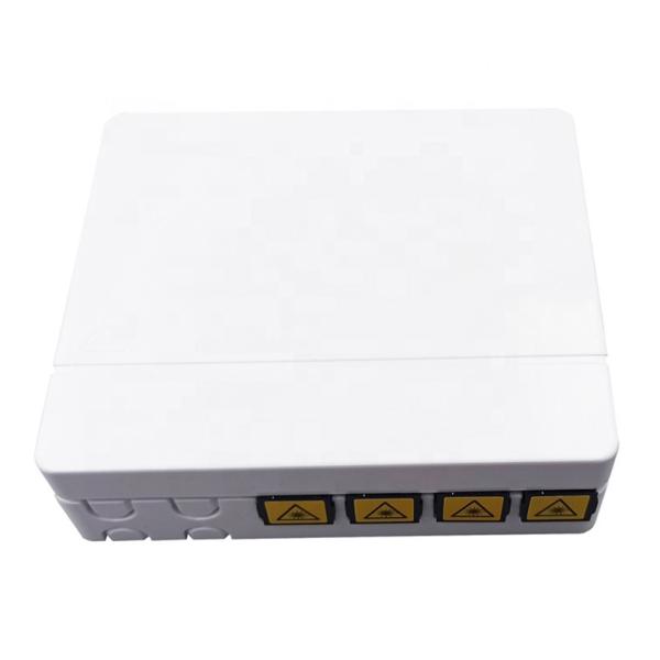 4 o SC portuário LC FTTH Mini Fiber Optic Termination Box enfrenta a placa