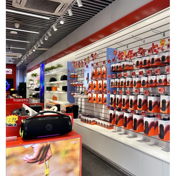 Playing Time 4-10 hours IPX7 Waterproof 60W Wireless Bluetooth Speaker with Bass Boost USB disk Connection