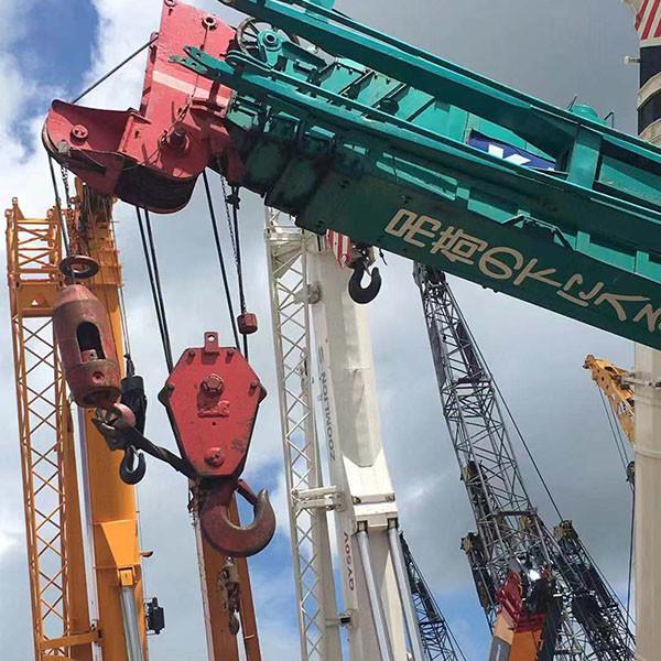 KATO usado 50 Ton Rough Terrain Crane, em segundo caminhão de mão montou guindastes