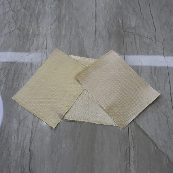 Brown Heat Treated Fiberglass Fabric Self Extinguishing For Welding Blanket