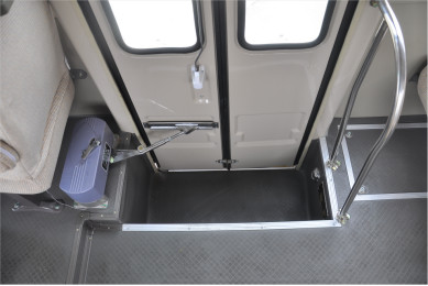 Подержанный мини-кошер Ankai Coaster 23 места RHD/LHD багажная стойка Дизельный двигатель