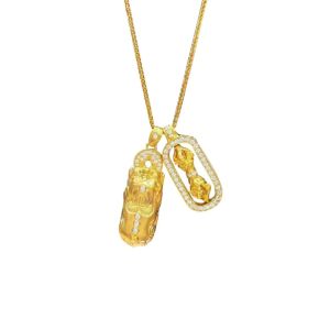 Varía según el diseño, colgante de oro genuino AU750 de 18 quilates, joyería adecuada para ocasiones especiales, instrucciones de cuidado: evitar productos químicos, diseños elegantes