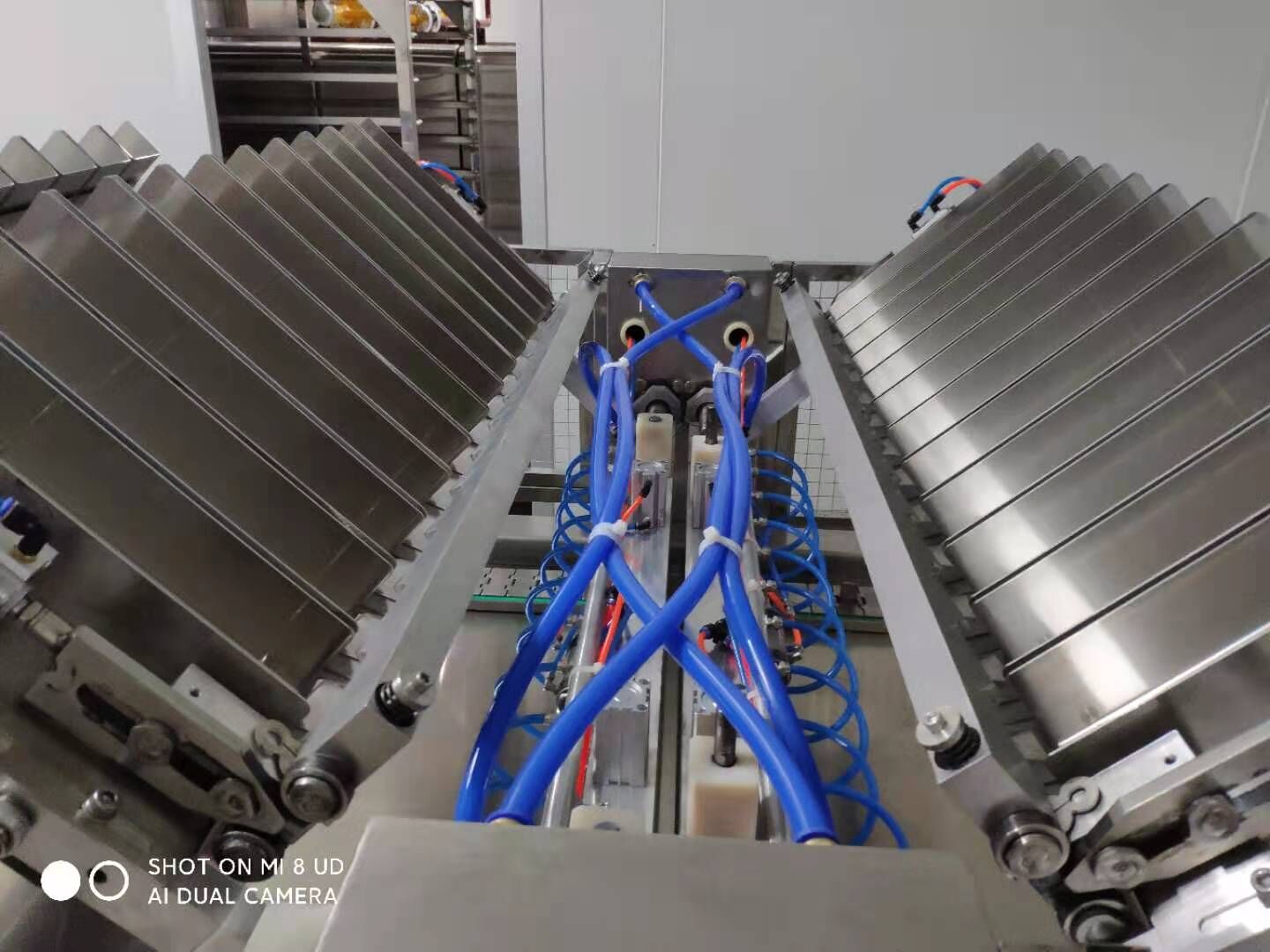 Производственная линия пирожного Depanner всасывания непрерывного Multi слоя охлаждая