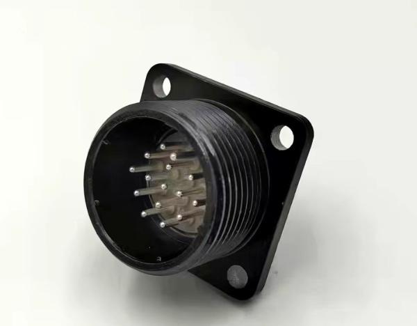 Waterproof Servo Motor Connector YD28 Aviation Socket with 4 pin, 7 pin, 15 pin and 1000V Voltage Rating