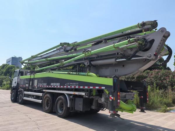 Used Zoomlion 56m Concrete Pump Truck 2021 Model 180 m³/h Output