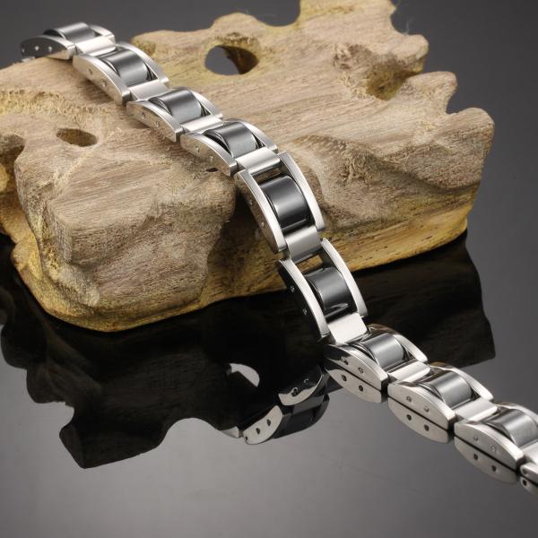 Stylish Gold Plated Japanese and Korean Fashion Titanium Steel Magnet Men's Bracelet