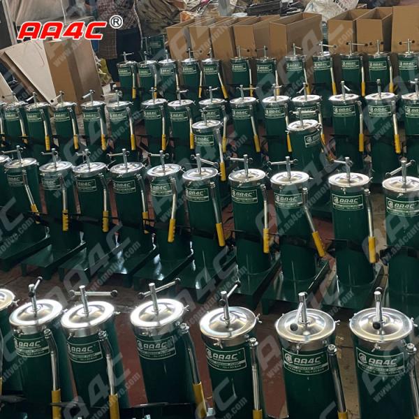 AA4C Pedal Bucket Grease Pump 12.5KG 30bar  450psi PP218 Oil Lubricant Garage Equipment  Auto Repair