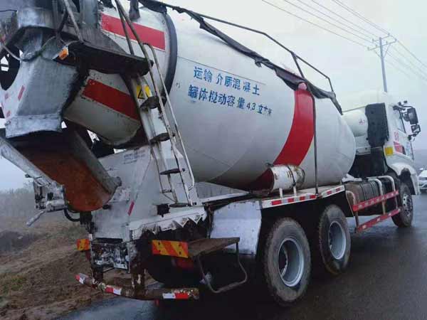 12 Cubic Used Mixer Trucks , SANY Used Concrete Trucks 10500x2490x3985mm