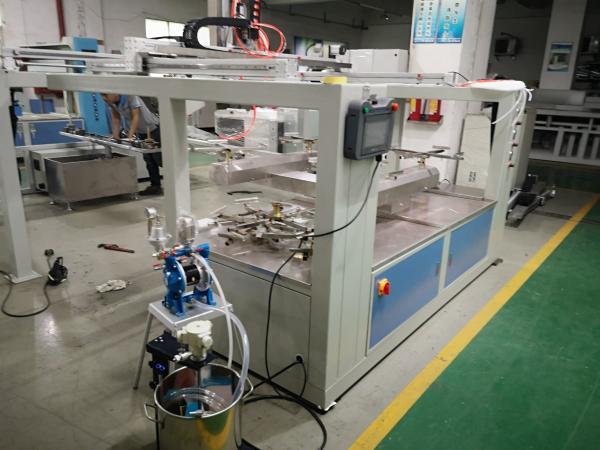 Five Axis CNC Spray Painting Machine Japanese Iwata Gun For Metal Plastic