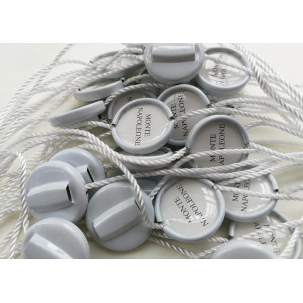 Изготовленные на заказ бирки уплотнения металла алюминия одежды с пластиковым эпоксидной смолой приданной куполообразную форму падением