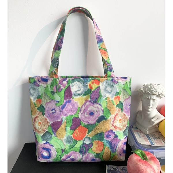 Weekend Getaway Essential Custom Logo Quilted Handbag with Inside Pockets and Style